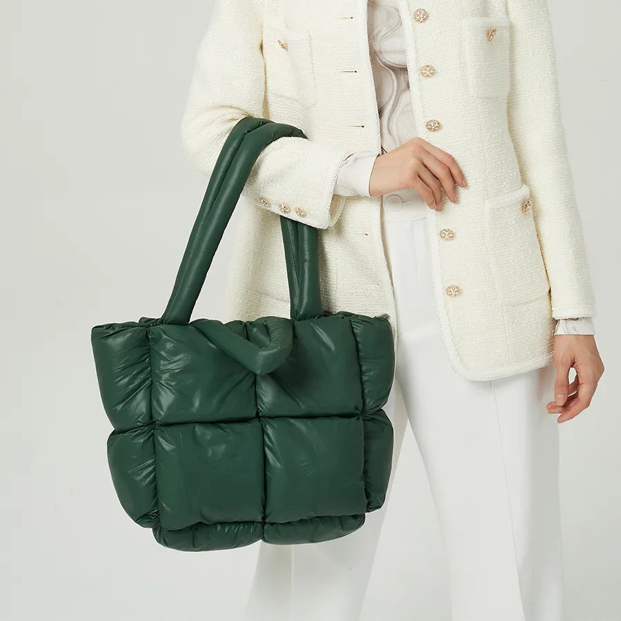 LuxuryDown: Quilted Bag